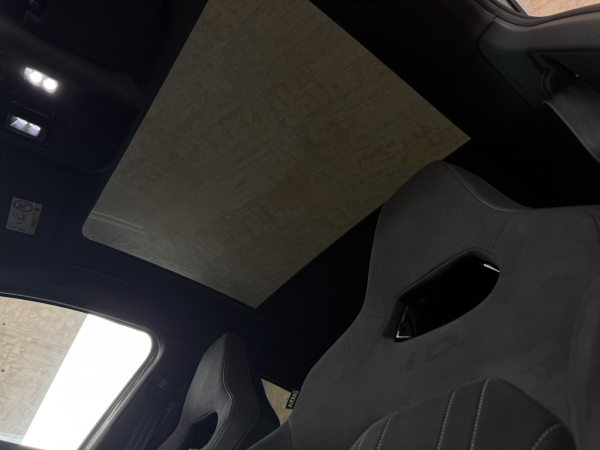 VOLKSWAGEN ID.5 Pro Performance